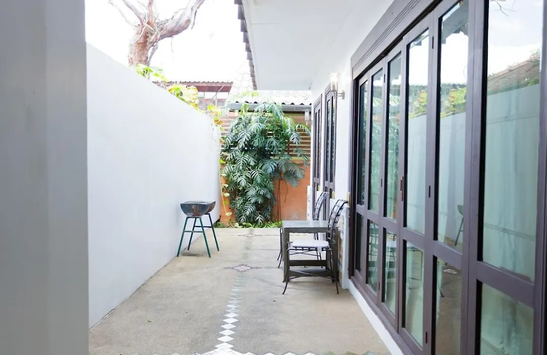 Casa vacanze Baan Weekday At Chiangmai Old Town